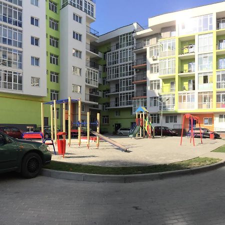 Scandinavian Apartment Lviv Eksteriør bilde